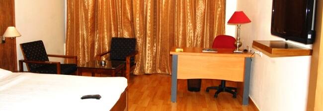 Hotel Ishwarya Grand, Kakinada 3